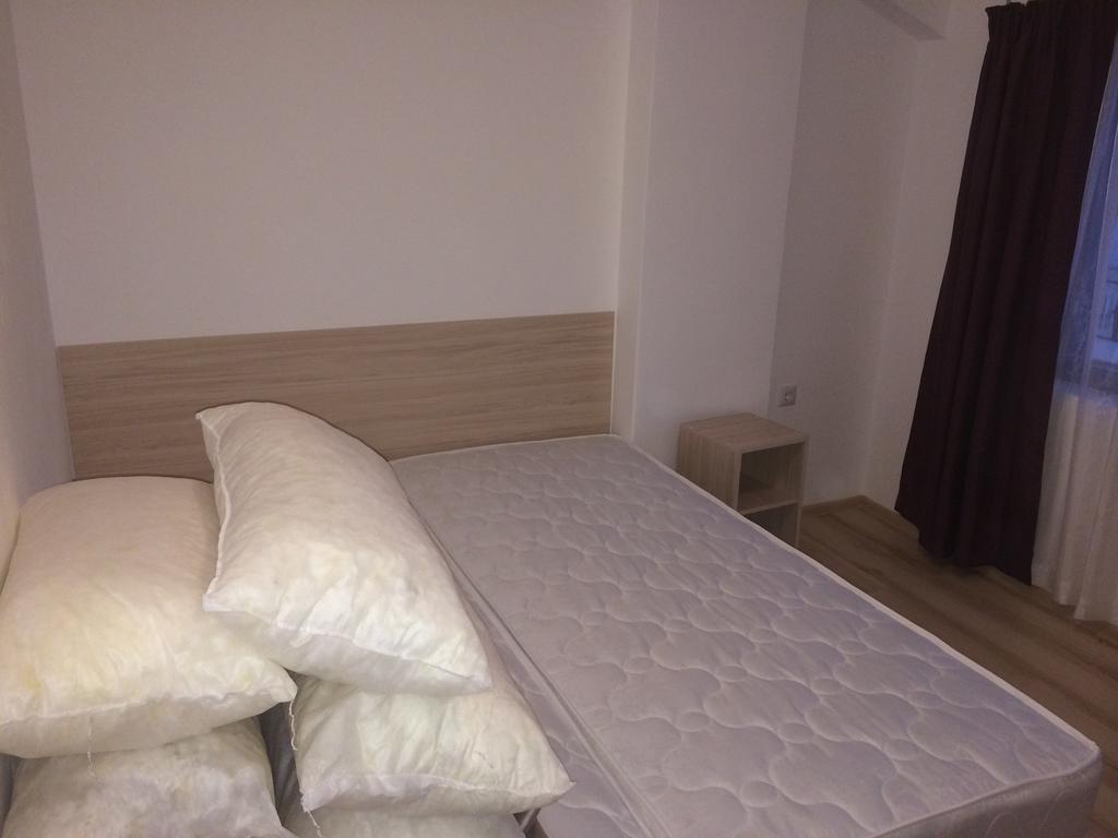Villa Milagro Apartments Равда Екстер'єр фото